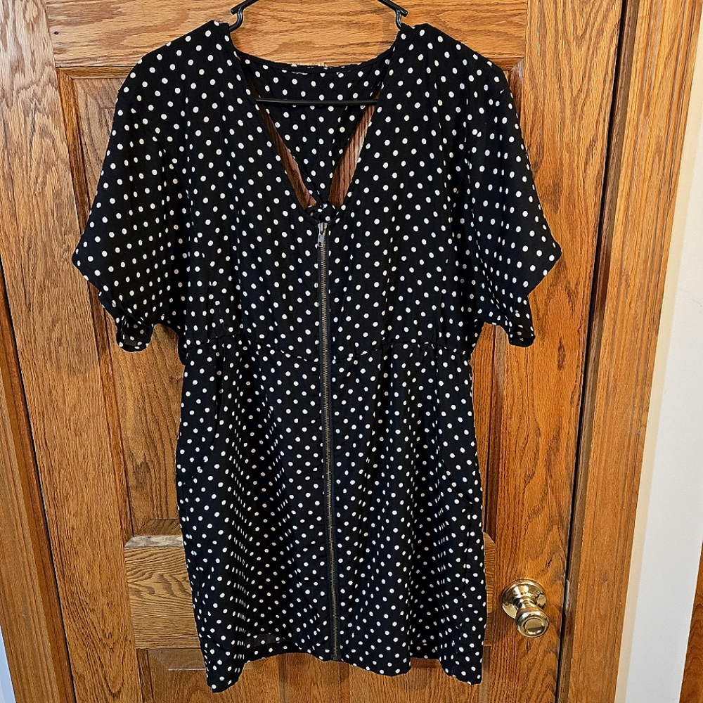 Polka Dot Dress 💲BUNDLE AND SAVE BIG💲